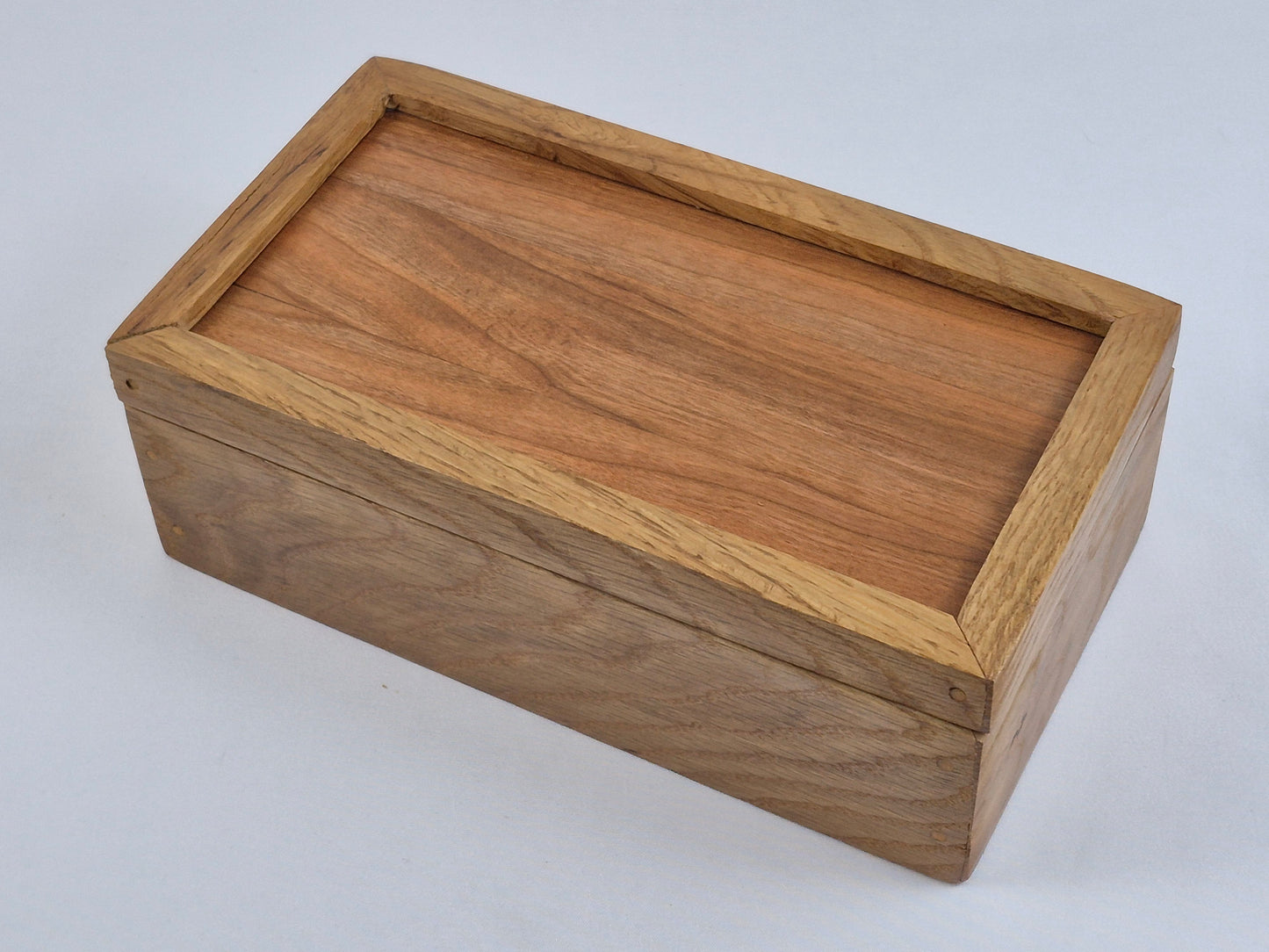 White Oak Keeepsake Box with a Canarywood Top