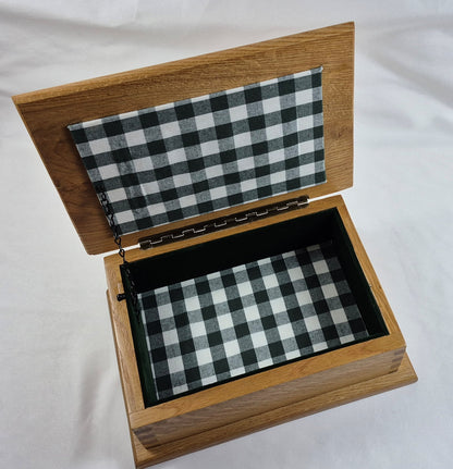 Quarter Sawn Solid White Oak Keepsake Box with LED Lighting (LB)
