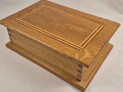 Quarter Sawn Solid White Oak Keepsake Box with LED Lighting (LB)